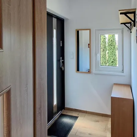 Сasa de vacaciones Two-bedroom In Podamirowo